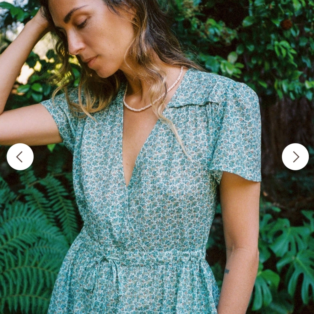 💙💐ISO Dawn Dress by Christy Dawn in Berry Ditsy Teal in Size M/L 💙💐